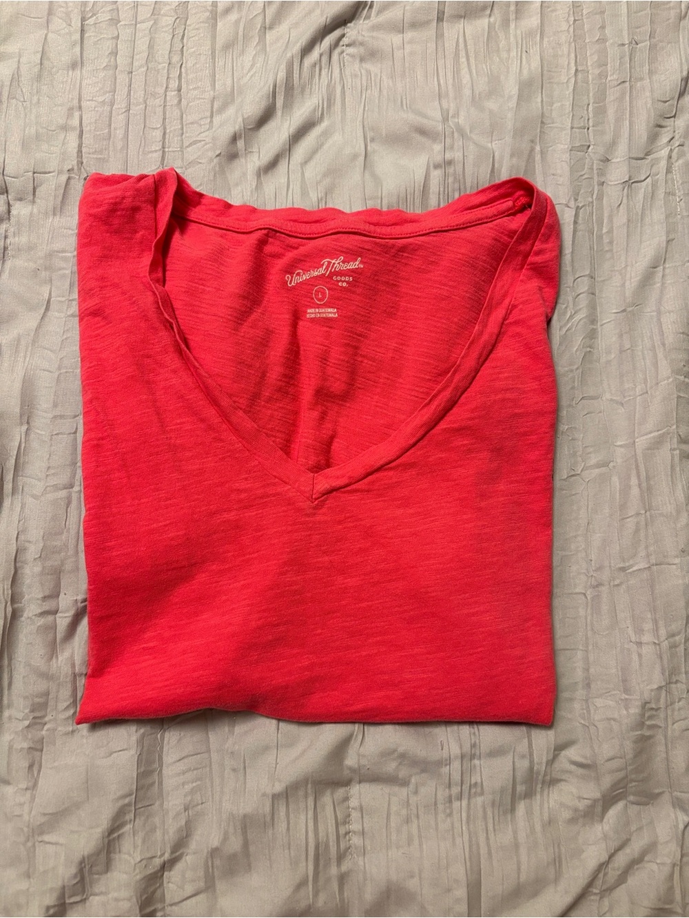 Universal Thread Red V-Neck Short Sleeve Tee